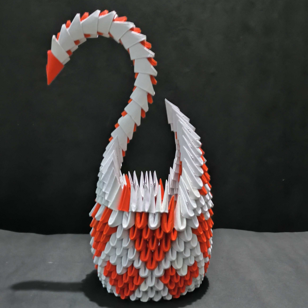 Majestic 3D Origami Red and White Swan – Handcrafted Decorative Masterpiece
