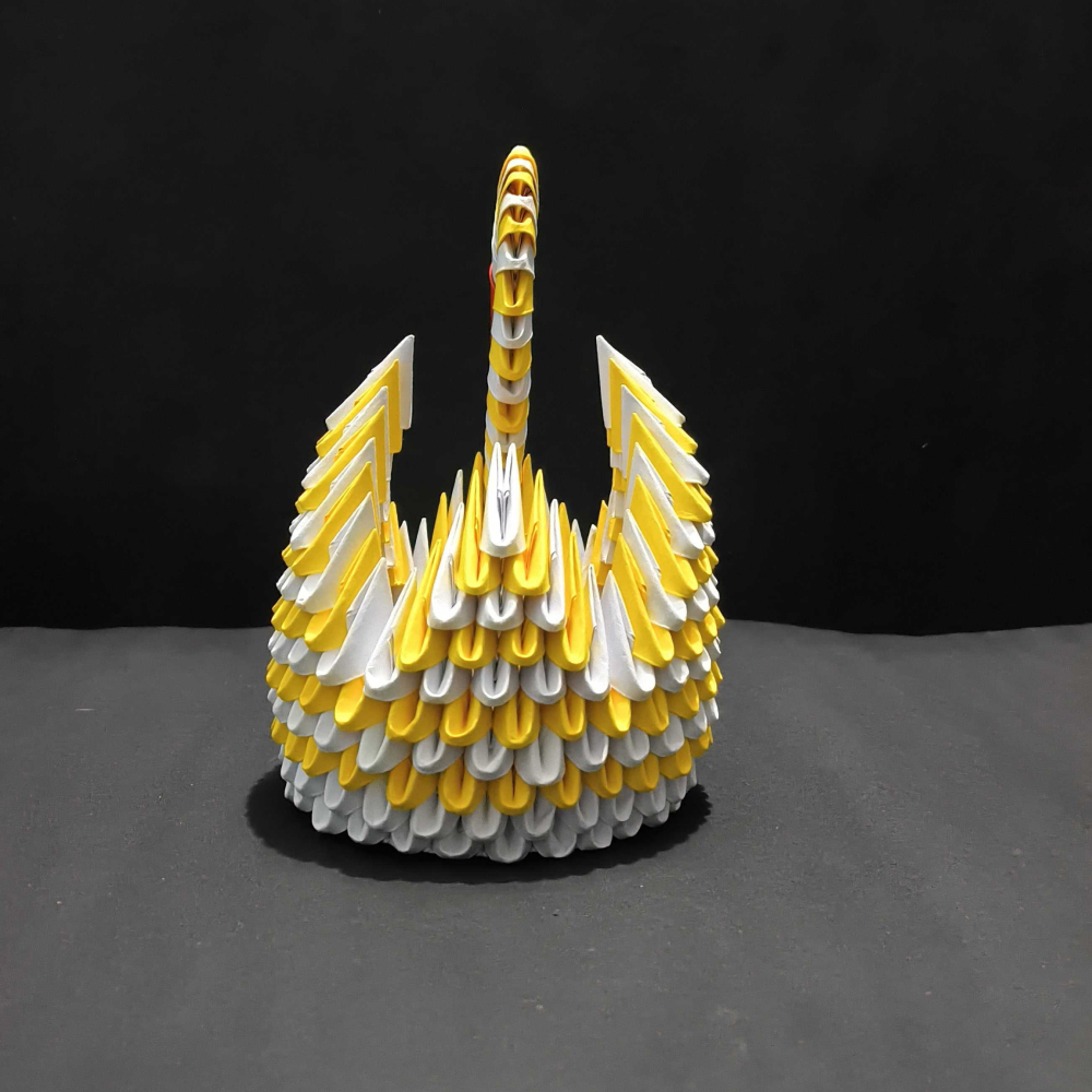 Vibrant 3D Origami Yellow Swan – Handcrafted Decorative Art Piece