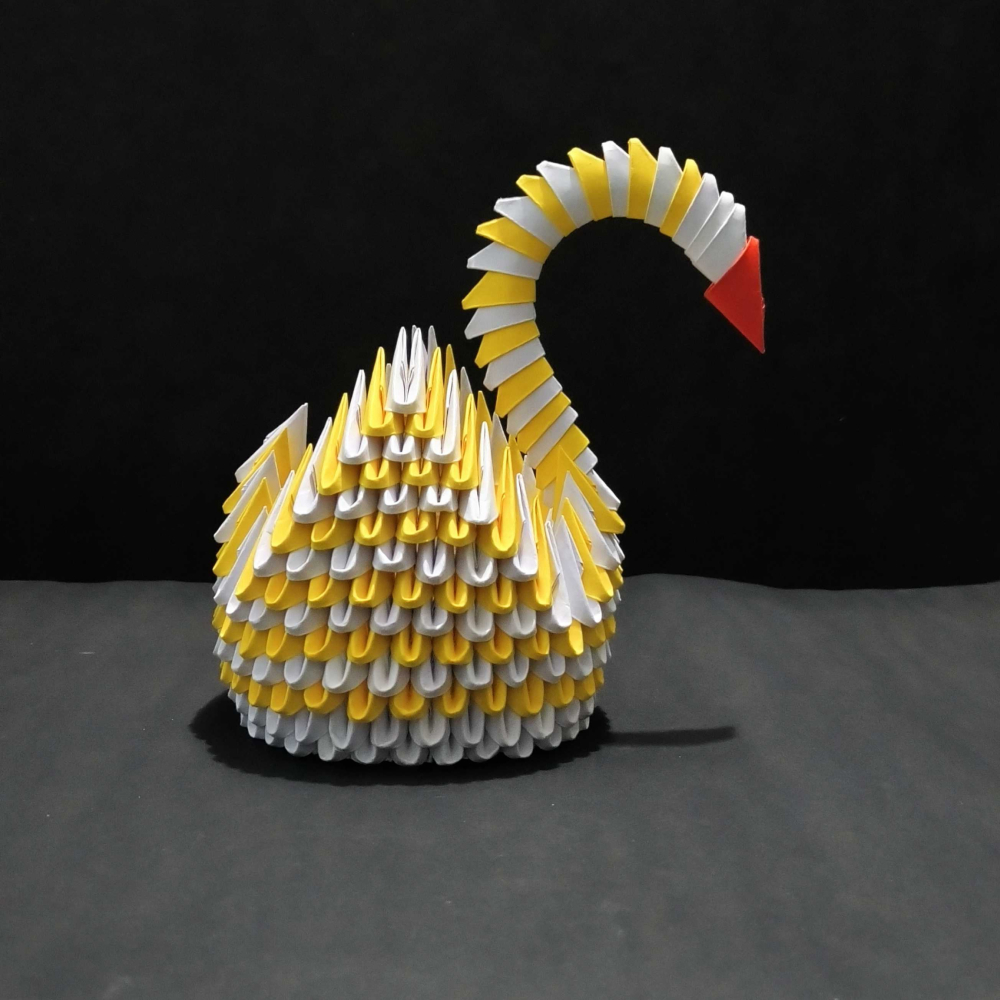 Vibrant 3D Origami Yellow Swan – Handcrafted Decorative Art Piece