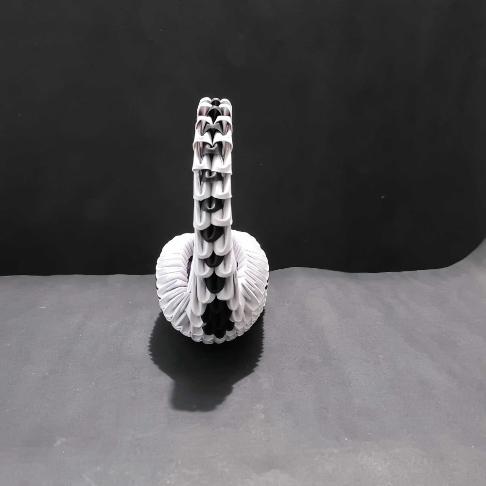 Elegant 3D Origami Black and White Swan – Handcrafted Decorative Art Piece